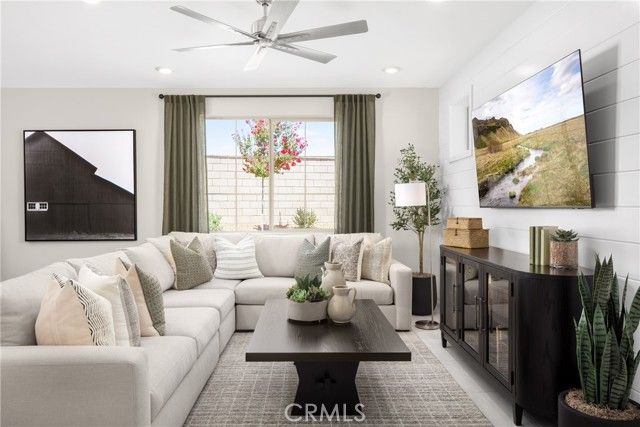 30644 Paul Lane, Winchester, CA 92596