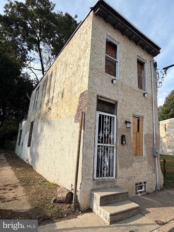 71 E ASHMEAD ST, PHILADELPHIA, PA 19144 — photo 2