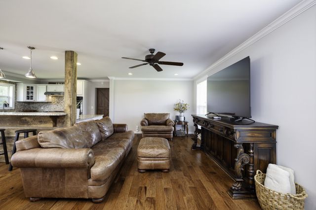 6865 Flat Creek Rd, College Grove, TN 37046