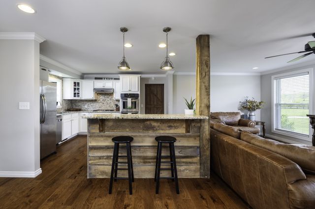 6865 Flat Creek Rd, College Grove, TN 37046