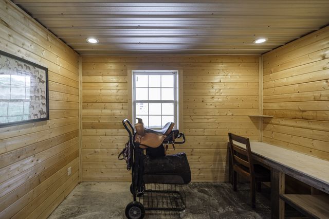 6865 Flat Creek Rd, College Grove, TN 37046