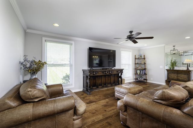 6865 Flat Creek Rd, College Grove, TN 37046