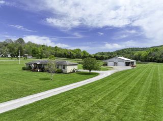 6865 Flat Creek Rd, College Grove, TN 37046