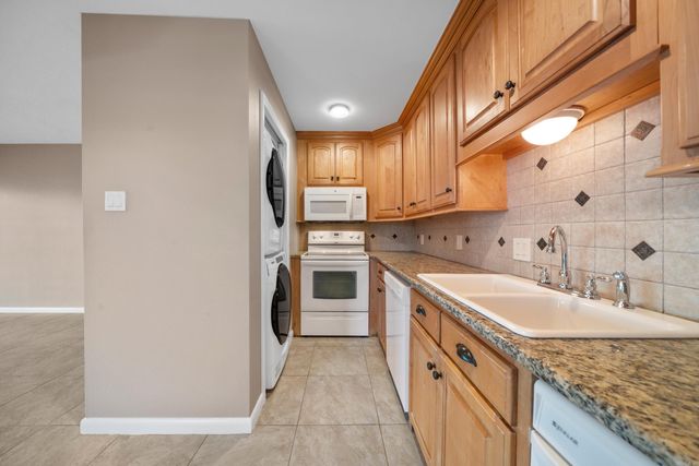 1319 Airport Rd Unit 5E, Hot Springs, AR 71913