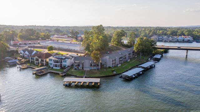 1319 Airport Rd Unit 5E, Hot Springs, AR 71913