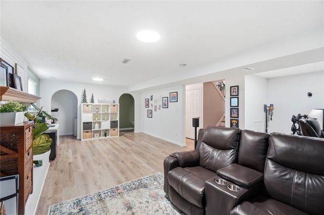 8220 Paragon Road, Washington Twp, OH 45458