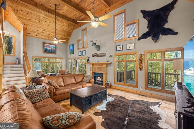 1010 Meadowview Ridge, Clarkesville, GA 30523