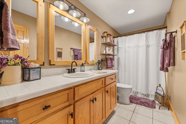 1010 Meadowview Ridge, Clarkesville, GA 30523