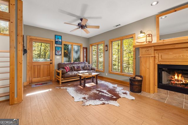 1010 Meadowview Ridge, Clarkesville, GA 30523