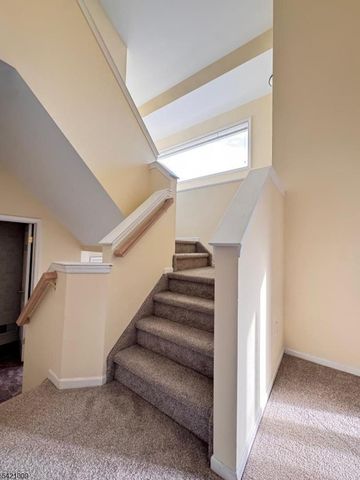 48 Clarken Dr 48, West Orange Twp., NJ 07052