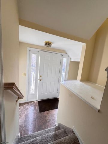 48 Clarken Dr 48, West Orange Twp., NJ 07052