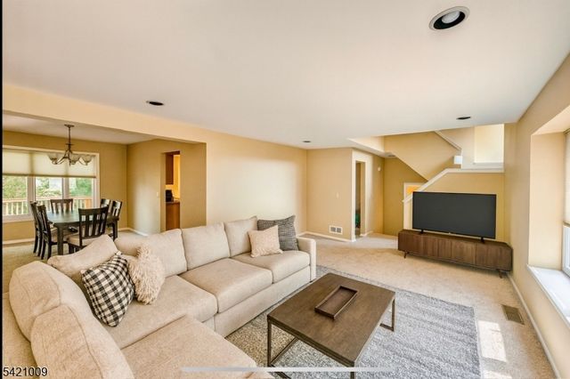 48 Clarken Dr 48, West Orange Twp., NJ 07052