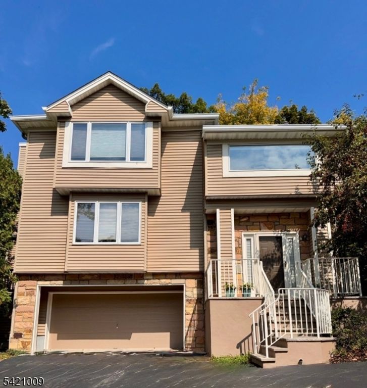 48 Clarken Dr 48, West Orange Twp., NJ 07052