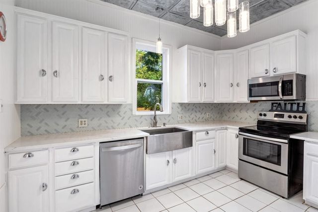 1123 W Gandy Street, Denison, TX 75020