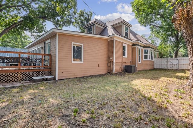 1123 W Gandy Street, Denison, TX 75020