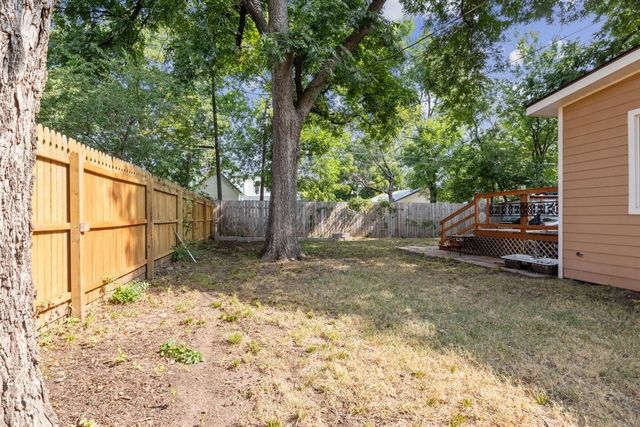 1123 W Gandy Street, Denison, TX 75020