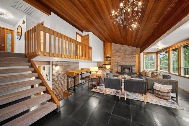 5203 N Mulvaney Ct, Spokane, WA 99212