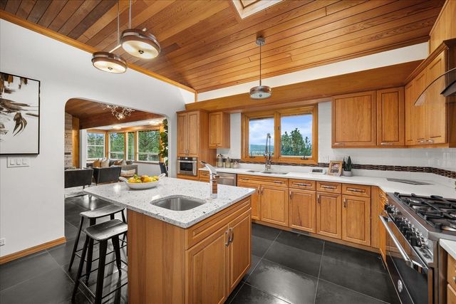 5203 N Mulvaney Ct, Spokane, WA 99212