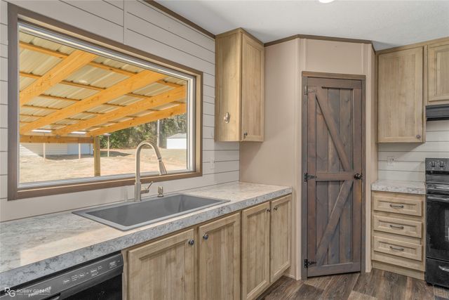 295 Cass Pvt Drive, Gloster, LA 71030