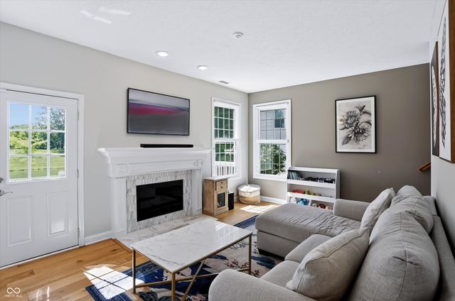 14602 Setters Road, Carmel, IN 46033
