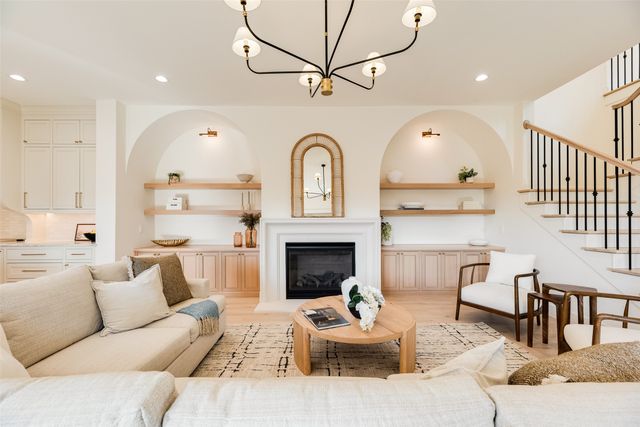 6402 Westlake Avenue, Dallas, TX 75214