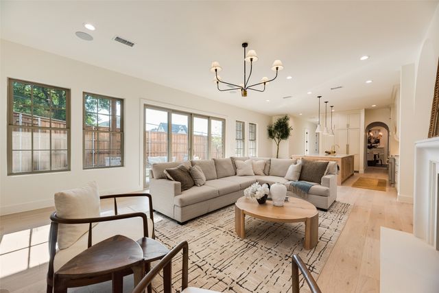 6402 Westlake Avenue, Dallas, TX 75214
