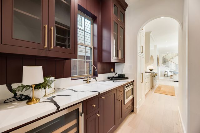 6402 Westlake Avenue, Dallas, TX 75214