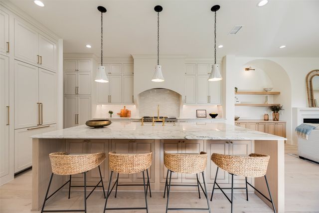 6402 Westlake Avenue, Dallas, TX 75214