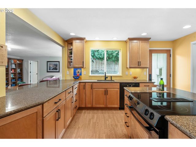13520 Sw DEVONSHIRE Dr, Beaverton, OR 97005