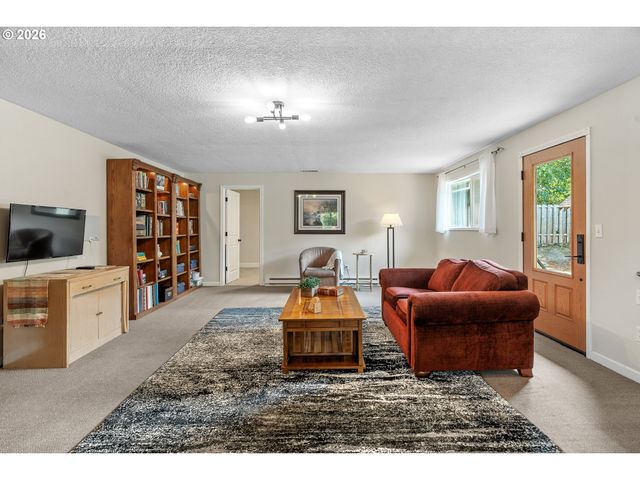 13520 Sw DEVONSHIRE Dr, Beaverton, OR 97005
