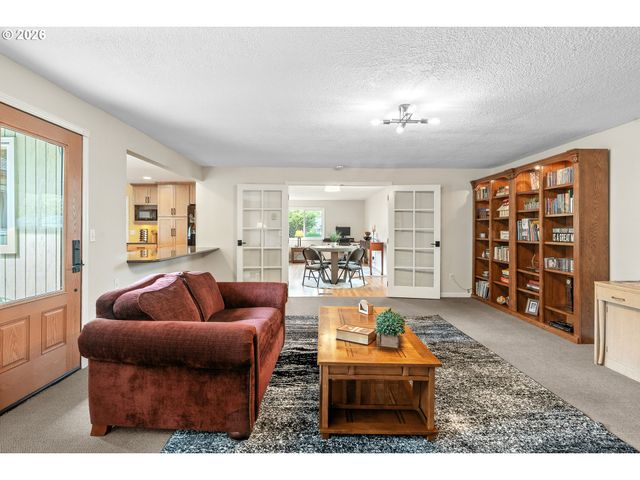 13520 Sw DEVONSHIRE Dr, Beaverton, OR 97005