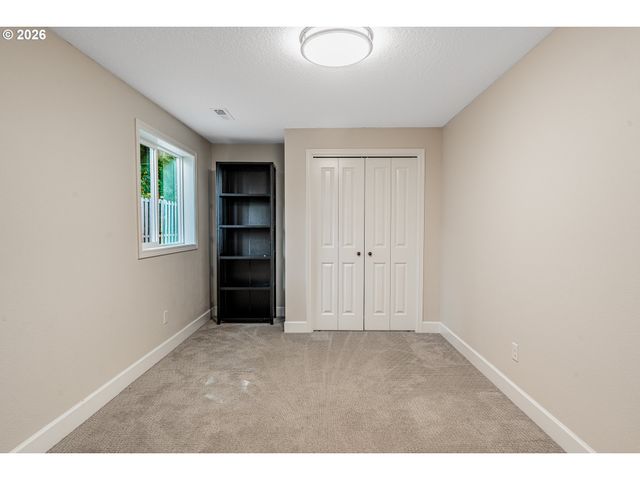 13520 Sw DEVONSHIRE Dr, Beaverton, OR 97005