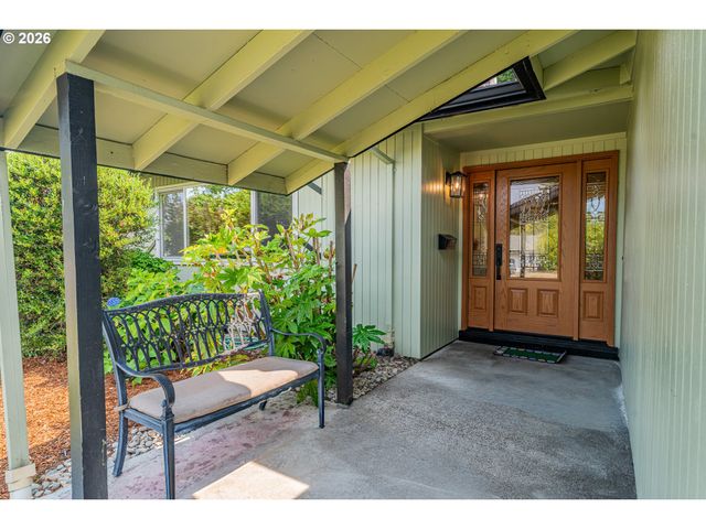 13520 Sw DEVONSHIRE Dr, Beaverton, OR 97005