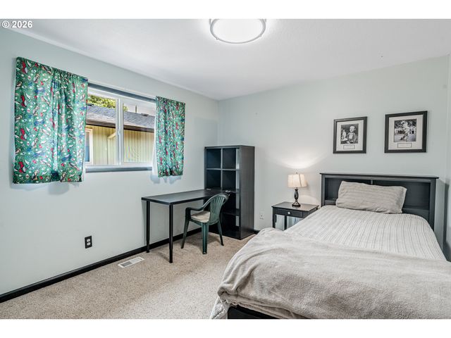 13520 Sw DEVONSHIRE Dr, Beaverton, OR 97005