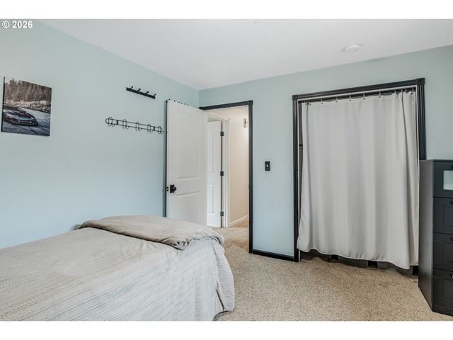 13520 Sw DEVONSHIRE Dr, Beaverton, OR 97005