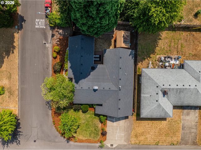 13520 Sw DEVONSHIRE Dr, Beaverton, OR 97005