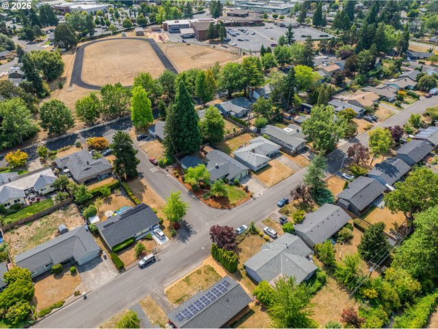 13520 Sw DEVONSHIRE Dr, Beaverton, OR 97005
