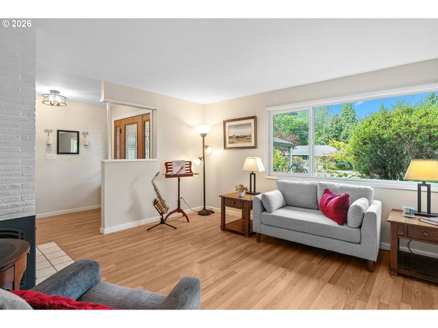 13520 Sw DEVONSHIRE Dr, Beaverton, OR 97005