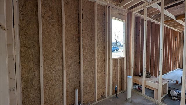 30 Hebrides Lane, Bella Vista, AR 72715