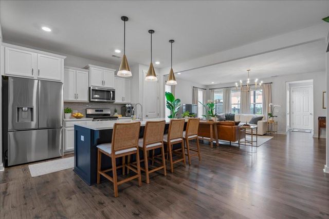 1011 Swamp Harrier Avenue, Ravenel, SC 29470