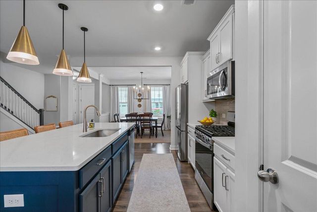 1011 Swamp Harrier Avenue, Ravenel, SC 29470