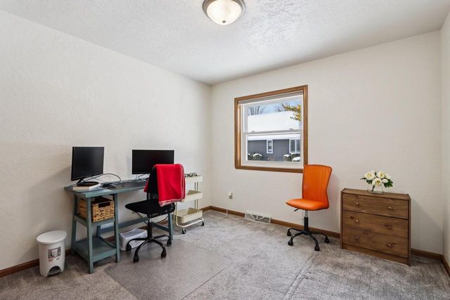 N73W15968 Alpine LANE, Menomonee Falls, WI 53051