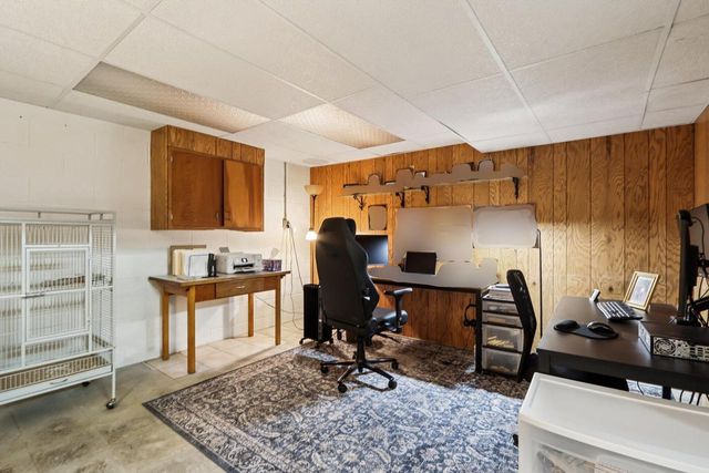 N73W15968 Alpine LANE, Menomonee Falls, WI 53051