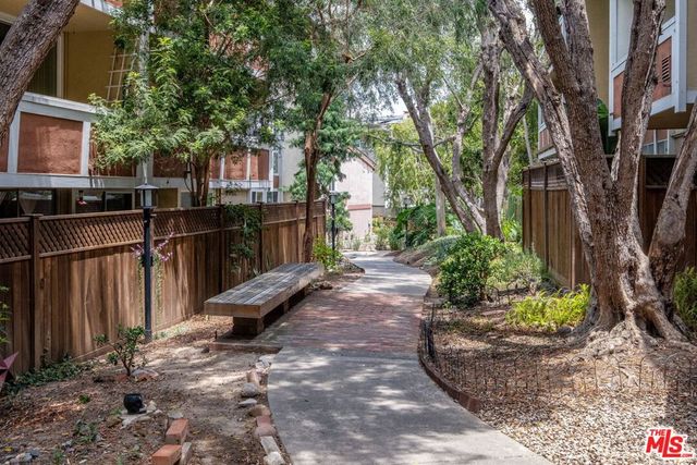 6505 Green Valley Circle 103, Culver City, CA 90230