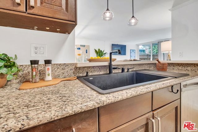 6505 Green Valley Circle 103, Culver City, CA 90230