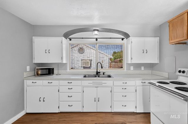 2624 College Ave, Caldwell, ID 83605