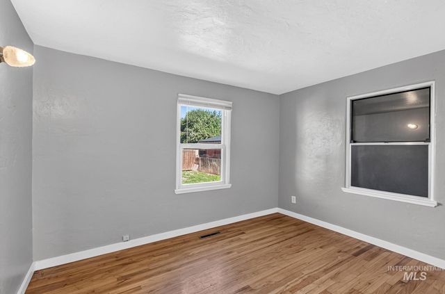 2624 College Ave, Caldwell, ID 83605