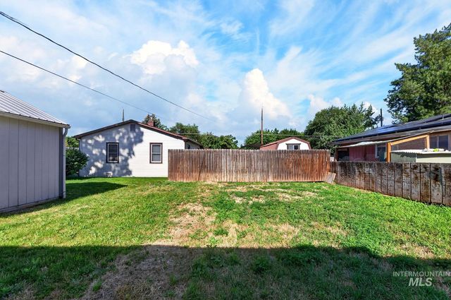 2624 College Ave, Caldwell, ID 83605