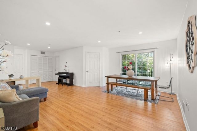 203 Rip Van Dam Court, Montgomery Twp., NJ 08502