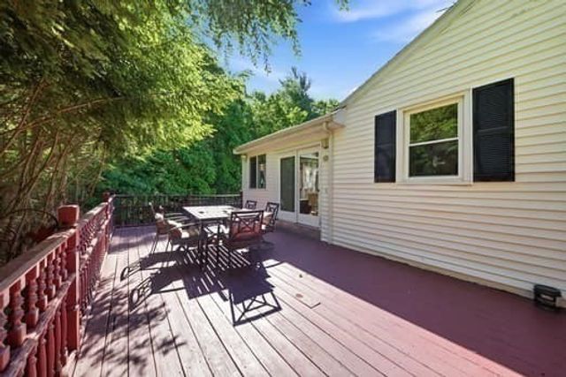 115 Arrowhead Dr, Bridgewater, MA 02324